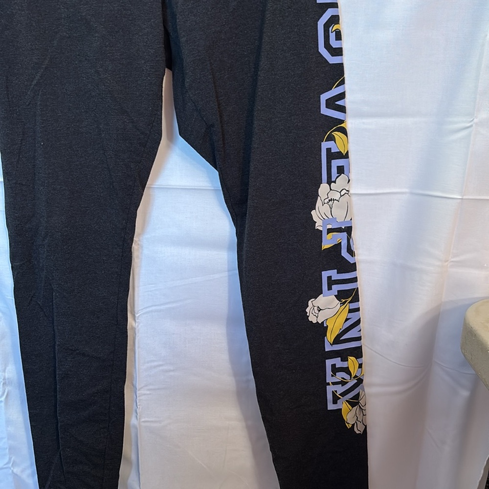 Women’s PINK Leggings Size Large - Picture 2 of 6